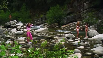 Simon'un Laneti izle